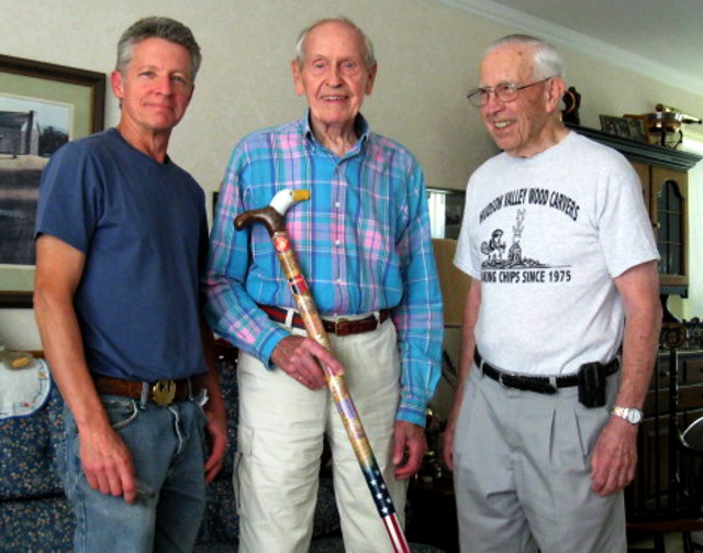 Cane carved by  Hal Weisel HVWC.